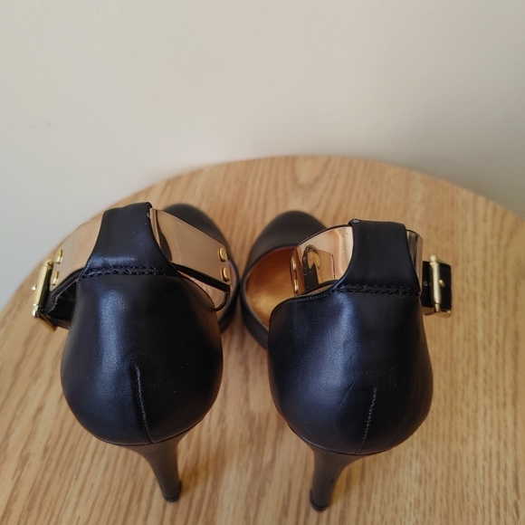 Diba Black heels with gold detailing shoes size 6.5 - Picture 3 of 11